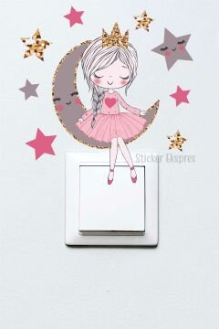 Ayda Oturan Sevimli Kız Çocuk Odası Priz Üstü Sticker
