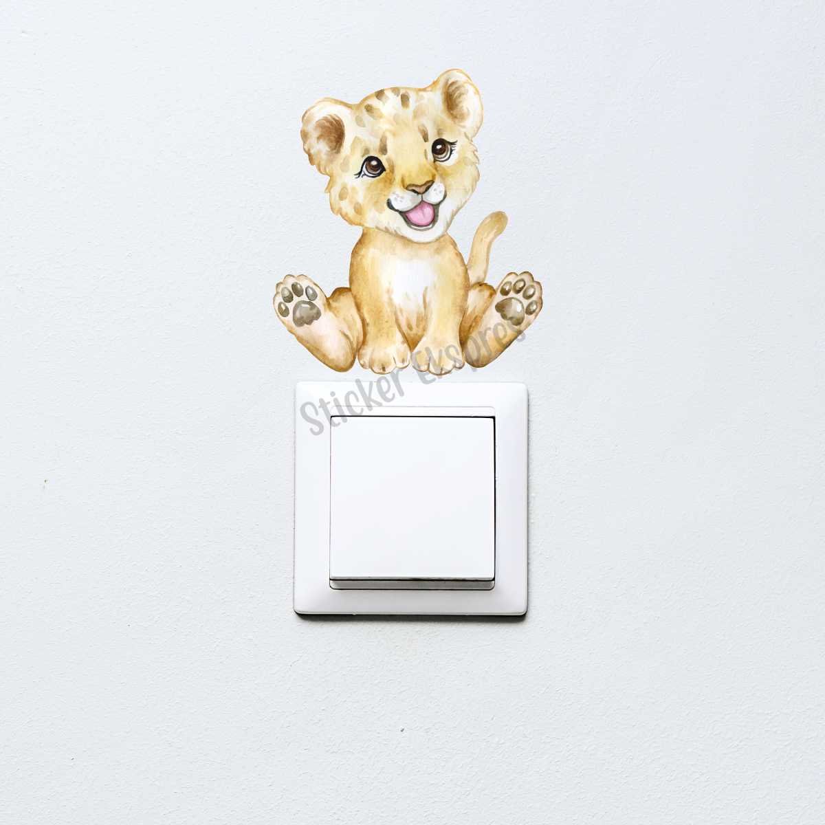 Sevimli Aslan Çocuk Odası Priz Sticker