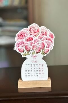 2026 Ahşap Standlı Çiçekli Özel Tasarım Takvim, 2026 Gül Takvim Masaüstü Yılbaşı Yeni Yıl Hediyesi
