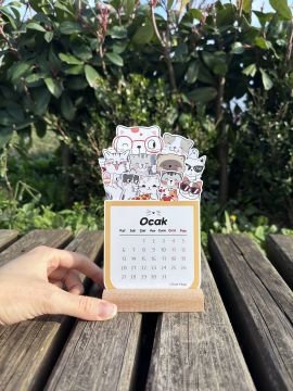 2026 Ahşap Standlı Kedili Özel Tasarım Takvim, 2026 Kedi Takvim Masaüstü Yılbaşı Yeni Yıl Hediyesi