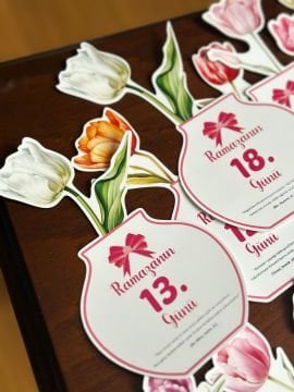 Ramazan Takvimi Lale Desenli, Hadis-i Şerifli Masa Takvimi, Ramazan Hediyesi