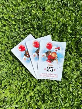 23 Nisan Temalı 12 Adet 14x9 Cm Tebrik Bileklik Not Hediye Kartı - 23 Nisan Hediyesi