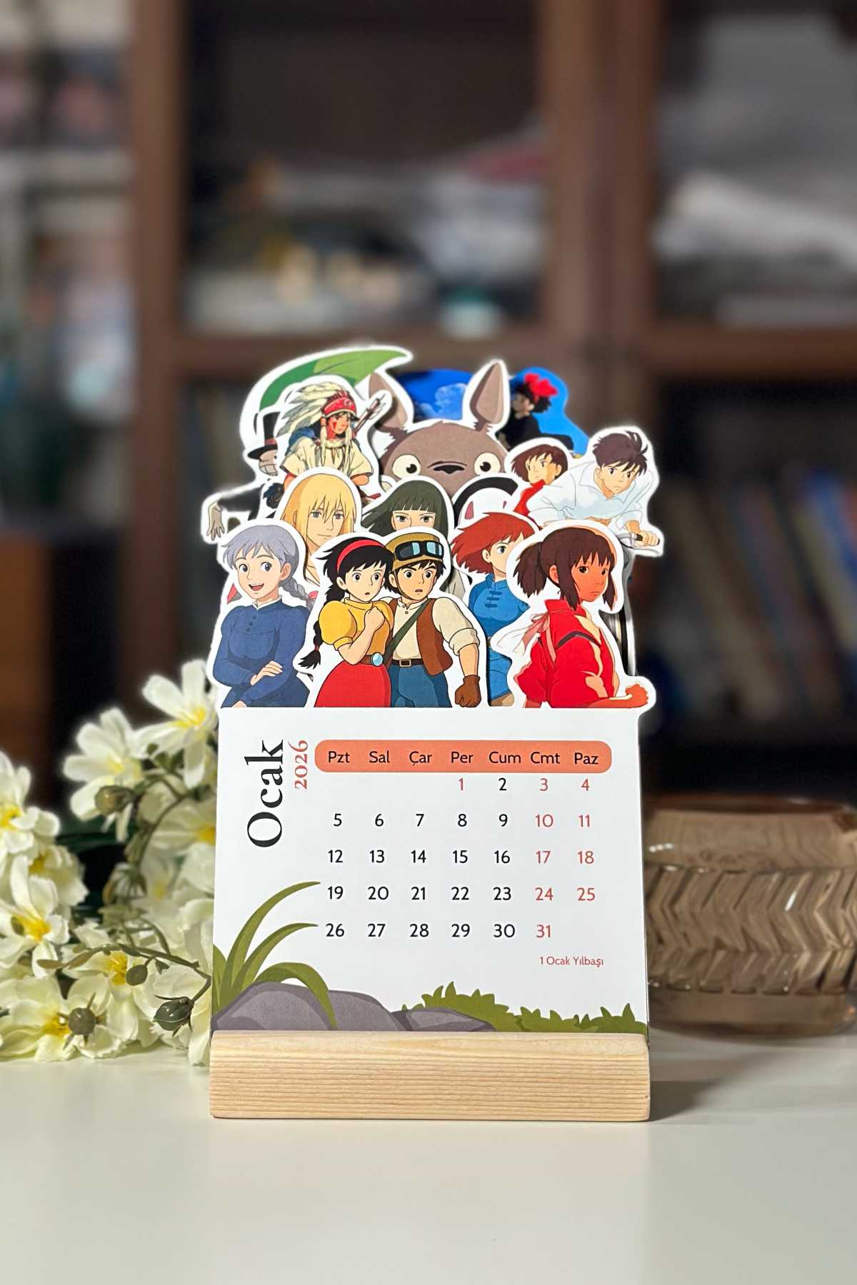 2026 Studio Ghibli Miyazaki Temalı Ahşap Standlı Özel Tasarım Takvim 2026 Masa Takvimi Hediye
