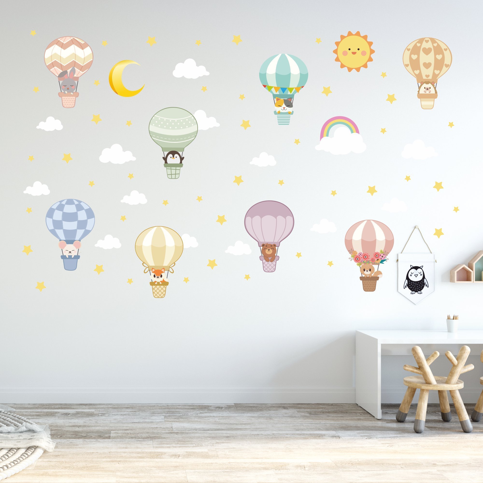 Beyaz Bulutlu Çoklu Balonda Hayvanlar Sticker Set