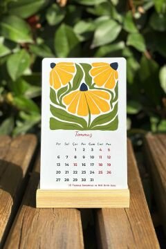 2026 Pastel Renklerde Matisse Çiçekli Ahşap Standlı Özel Tasarım Takvim 2026 Masaüstü Takvim Hediye