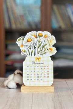 2026 Papatya Desenli Ahşap Standlı Özel Tasarım Takvim Çiçekli Masa Takvimi Hediye