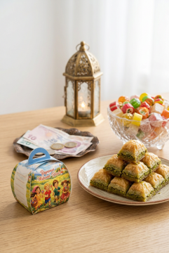 Bayramlık Hediye Kutusu, 10 Adet Özel Tasarım Bayram İçin Hediyelik Kutu, Hediye Paketi