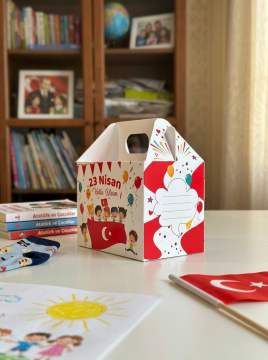23 Nisan Hediye Kutusu 10 Adet Özel Tasarım Hediyelik Kutu Çocuk Bayramı Hediye Paketi