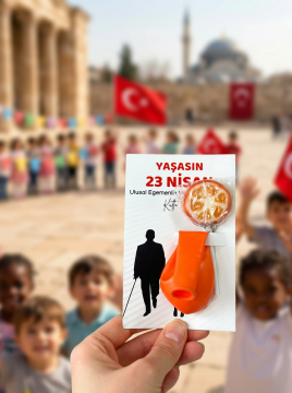 23 Nisan Temalı Kesikli 10 Adet 14x9 Cm Tebrik Bileklik Lolipop Hediye Kartı - 23 Nisan Hediyesi