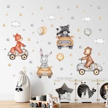 Sevimli Hayvanlar Araba Yarışında Çocuk Odası Sticker Seti